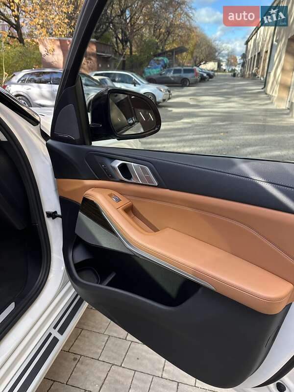 Внедорожник / Кроссовер BMW X7 2019 в Тернополе