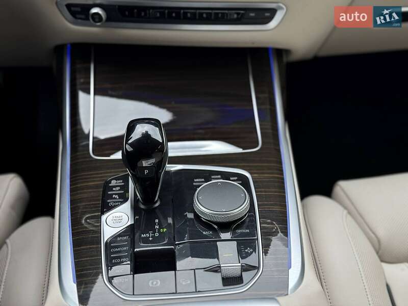 Внедорожник / Кроссовер BMW X7 2020 в Ровно