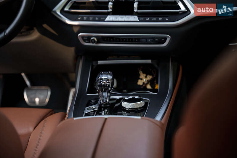 Внедорожник / Кроссовер BMW X7 2022 в Киеве