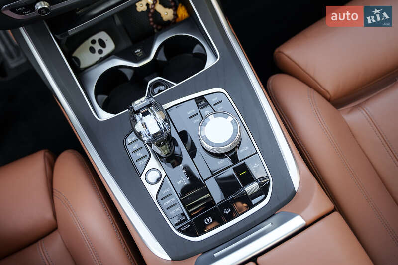 Внедорожник / Кроссовер BMW X7 2022 в Киеве