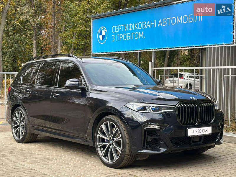 BMW X7 2021