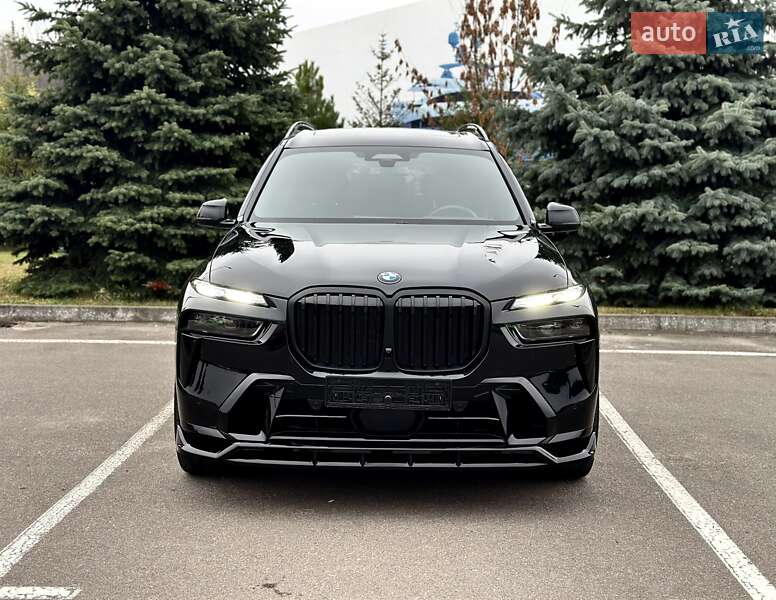 Внедорожник / Кроссовер BMW X7 2023 в Киеве