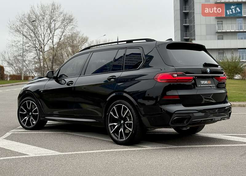 Позашляховик / Кросовер BMW X7 2022 в Києві