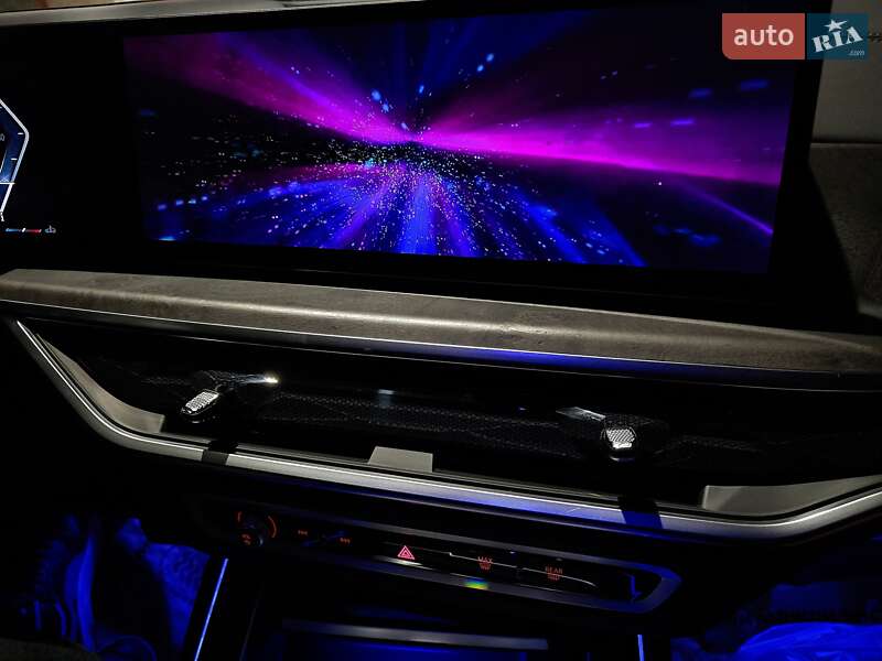 Позашляховик / Кросовер BMW X7 2023 в Києві