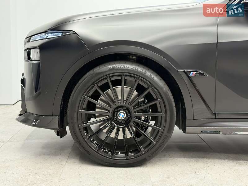 Внедорожник / Кроссовер BMW X7 2023 в Киеве