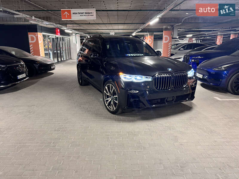 BMW X7 2021