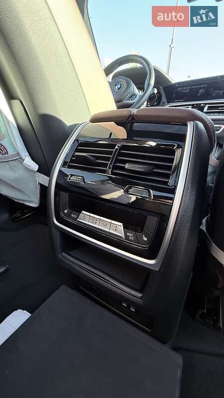 Внедорожник / Кроссовер BMW X7 2020 в Ровно