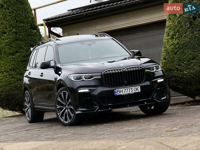 Внедорожник / Кроссовер BMW X7 2021 в Одессе