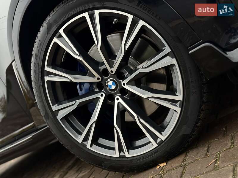 Внедорожник / Кроссовер BMW X7 2021 в Одессе