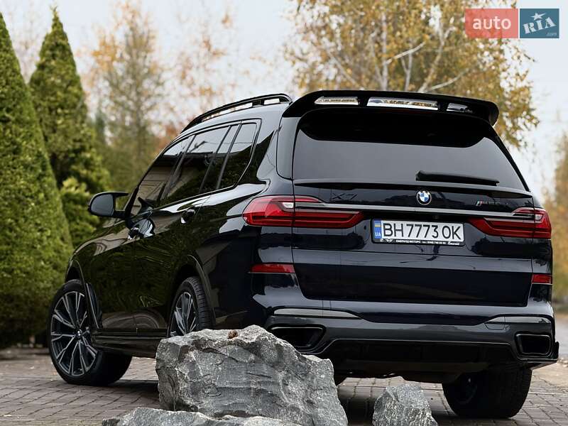 Внедорожник / Кроссовер BMW X7 2021 в Одессе