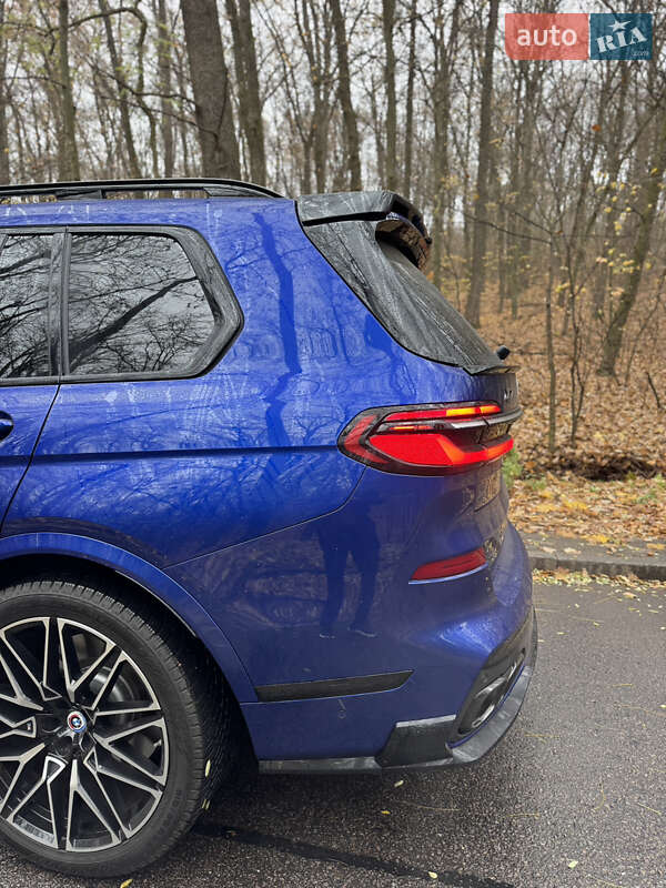 Внедорожник / Кроссовер BMW X7 2022 в Киеве