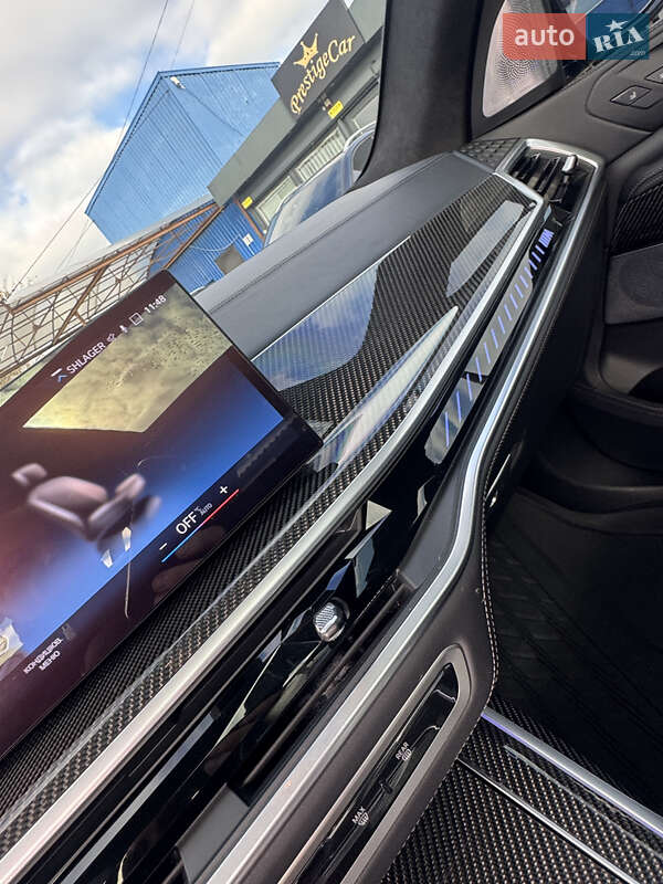 Внедорожник / Кроссовер BMW X7 2022 в Киеве