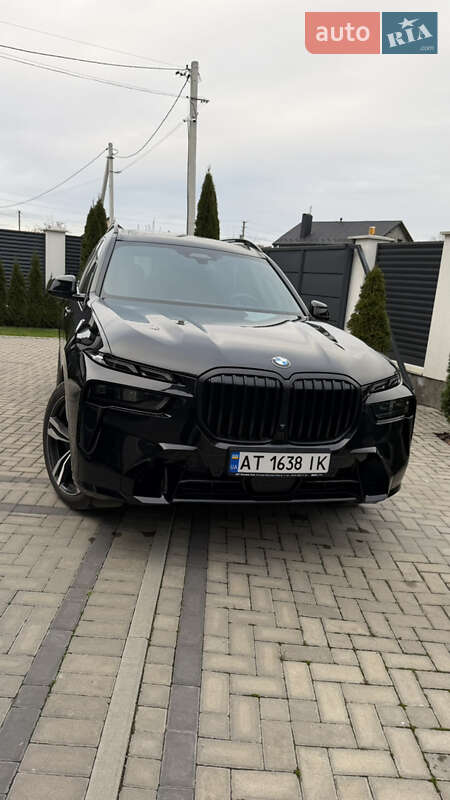 Внедорожник / Кроссовер BMW X7 2024 в Ивано-Франковске