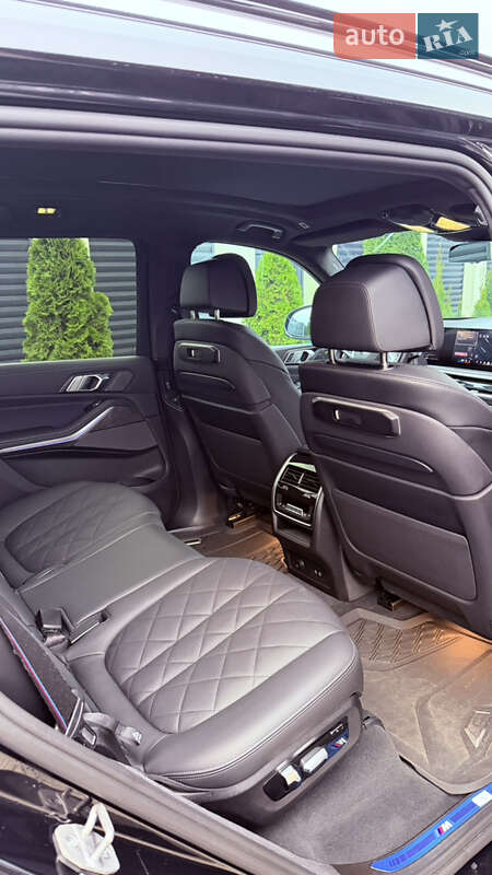 Внедорожник / Кроссовер BMW X7 2024 в Ивано-Франковске