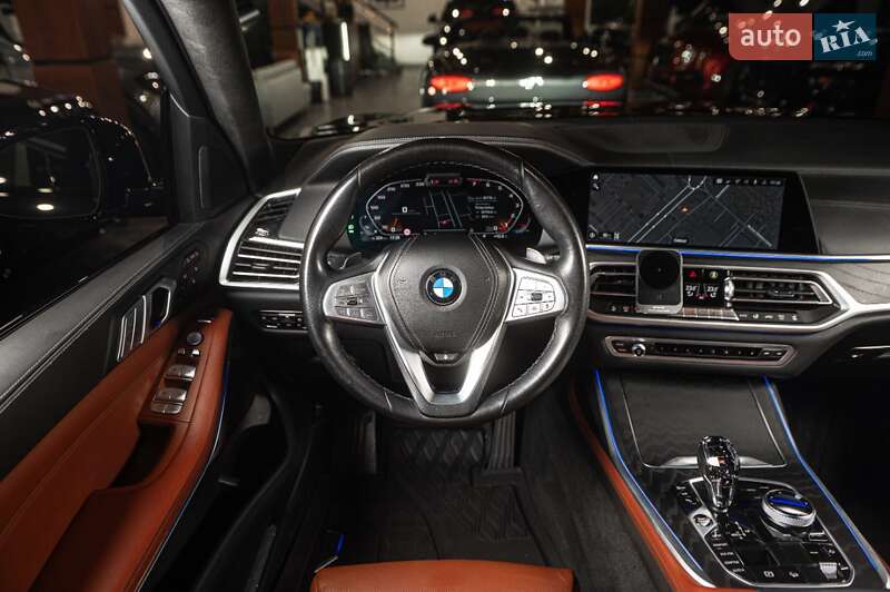 Внедорожник / Кроссовер BMW X7 2022 в Одессе