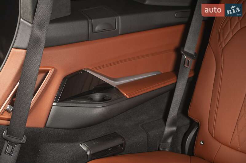 Внедорожник / Кроссовер BMW X7 2022 в Одессе