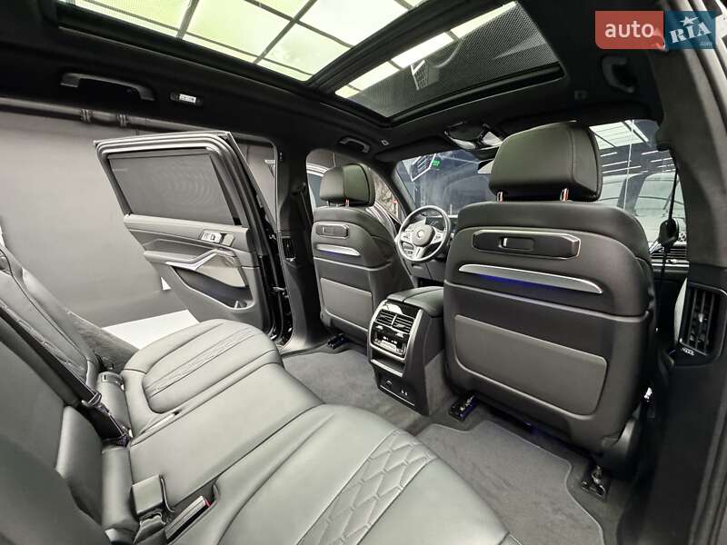 Позашляховик / Кросовер BMW X7 2023 в Києві фото 46 Позашляховик / Кросовер BMW X7 2023 в Києві