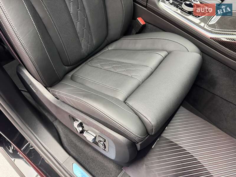Позашляховик / Кросовер BMW X7 2023 в Києві фото 52 Позашляховик / Кросовер BMW X7 2023 в Києві