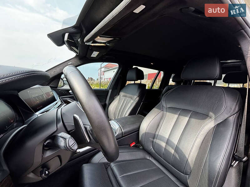 Внедорожник / Кроссовер BMW X7 2020 в Луцке