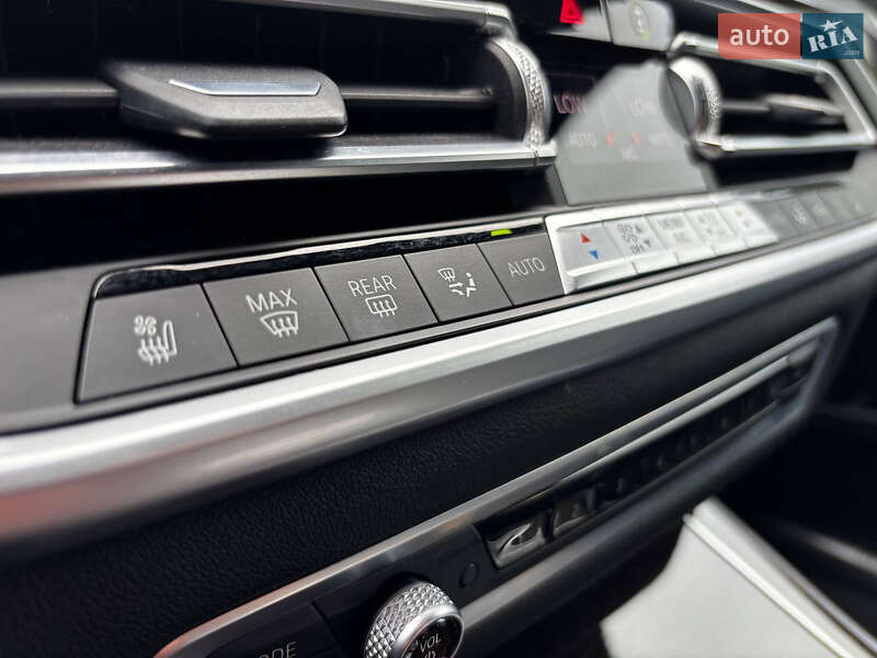 Внедорожник / Кроссовер BMW X7 2020 в Луцке