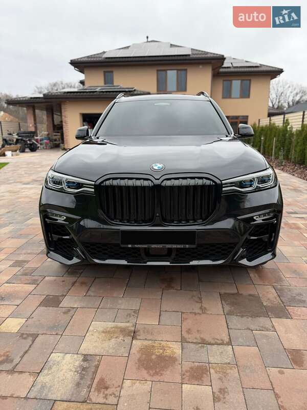 Внедорожник / Кроссовер BMW X7 2022 в Киеве фото 3 Внедорожник / Кроссовер BMW X7 2022 в Киеве