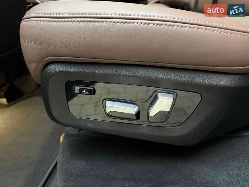 Внедорожник / Кроссовер BMW X7 2021 в Львове фото 44 Внедорожник / Кроссовер BMW X7 2021 в Львове