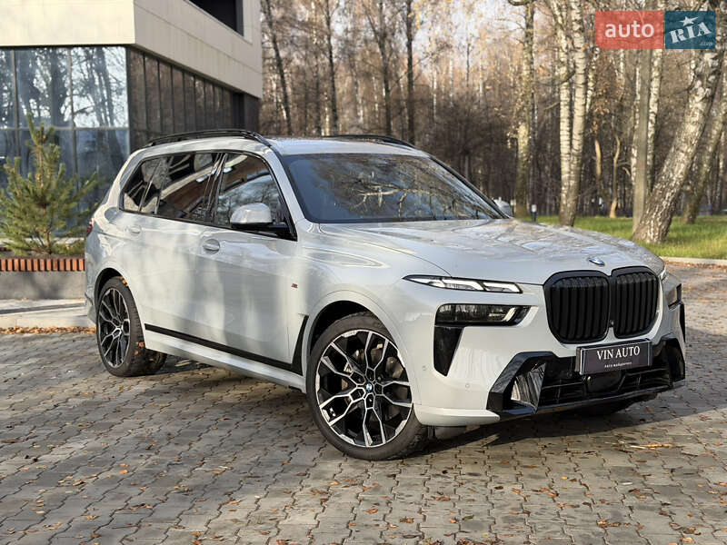 Внедорожник / Кроссовер BMW X7 2023 в Тернополе