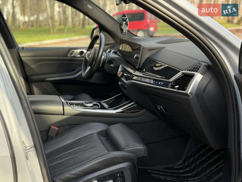 Внедорожник / Кроссовер BMW X7 2023 в Тернополе