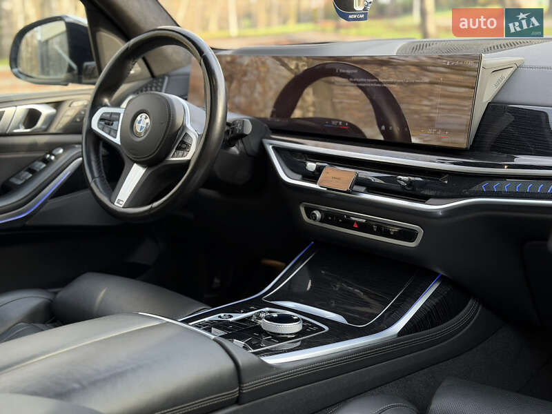 Внедорожник / Кроссовер BMW X7 2023 в Тернополе