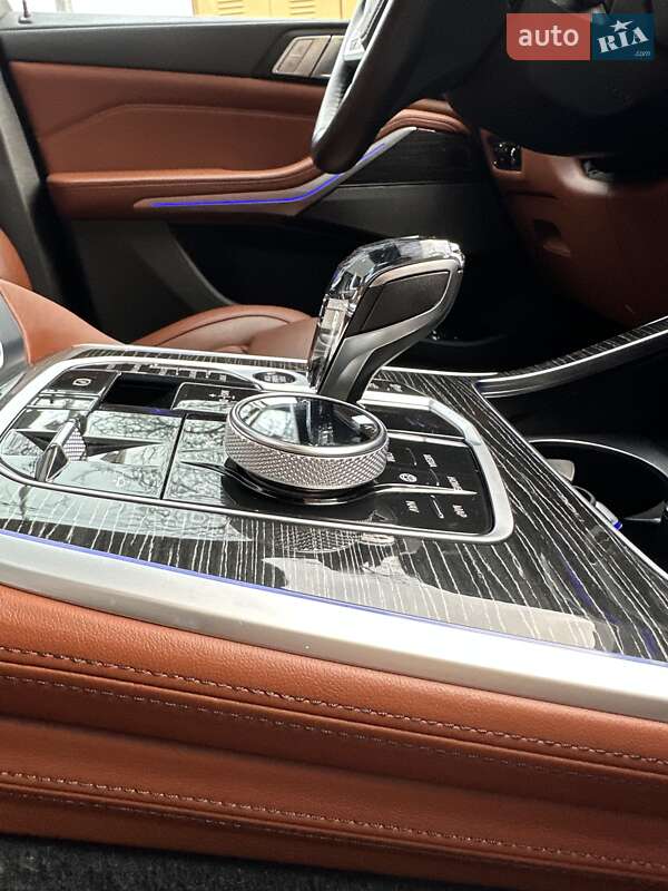 Позашляховик / Кросовер BMW X7 2022 в Києві