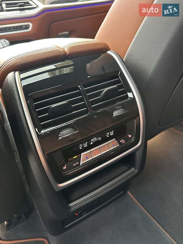 Позашляховик / Кросовер BMW X7 2022 в Києві