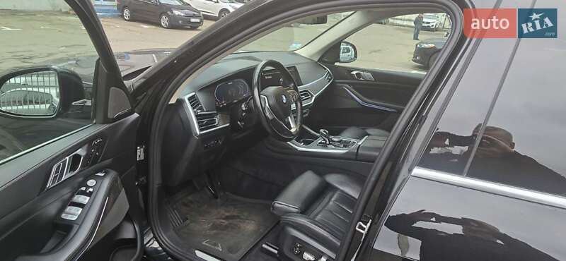 Внедорожник / Кроссовер BMW X7 2019 в Киеве