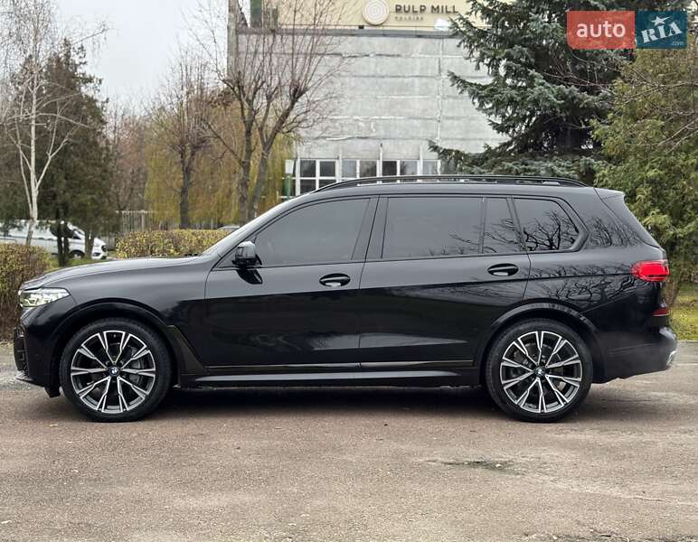 Внедорожник / Кроссовер BMW X7 2019 в Киеве