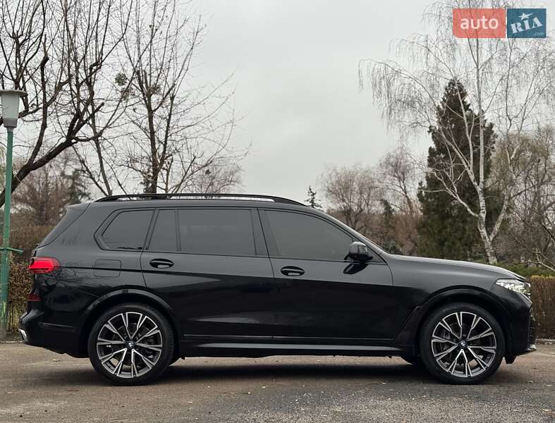 Внедорожник / Кроссовер BMW X7 2019 в Киеве