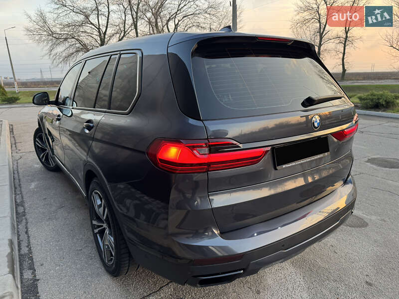 Позашляховик / Кросовер BMW X7 2019 в Дніпрі