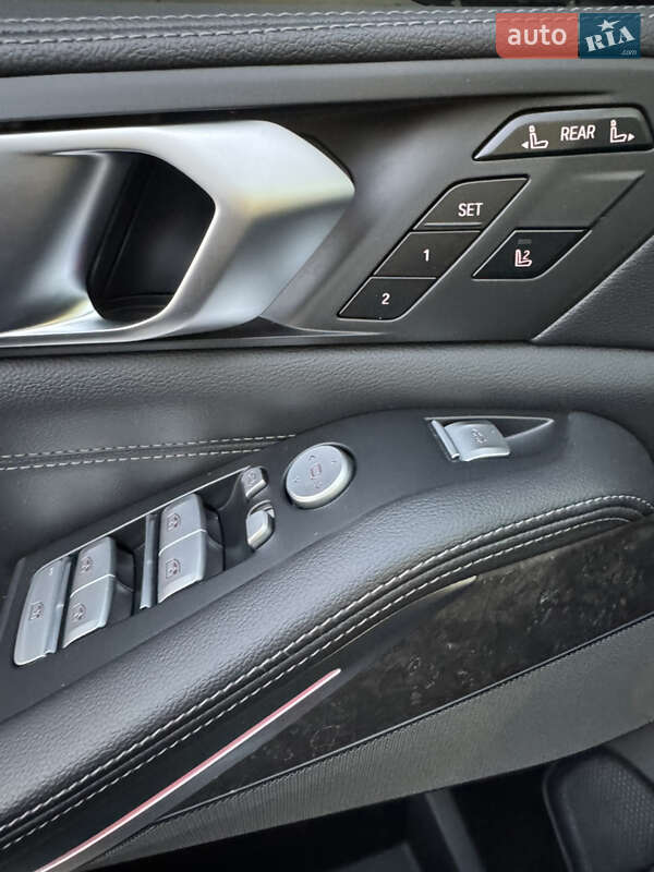 Позашляховик / Кросовер BMW X7 2019 в Дніпрі