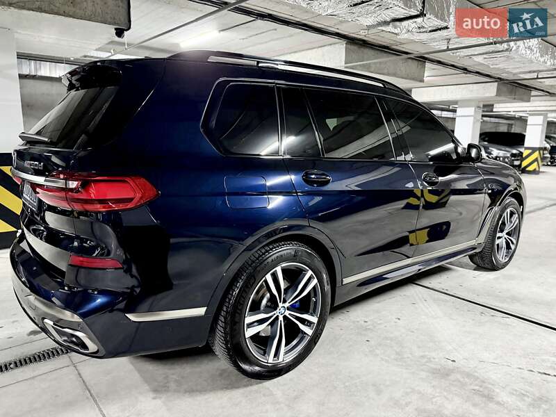 Внедорожник / Кроссовер BMW X7 2019 в Днепре