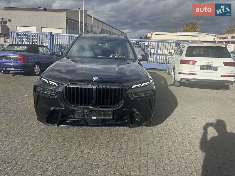 Позашляховик / Кросовер BMW X7 2024 в Рівному