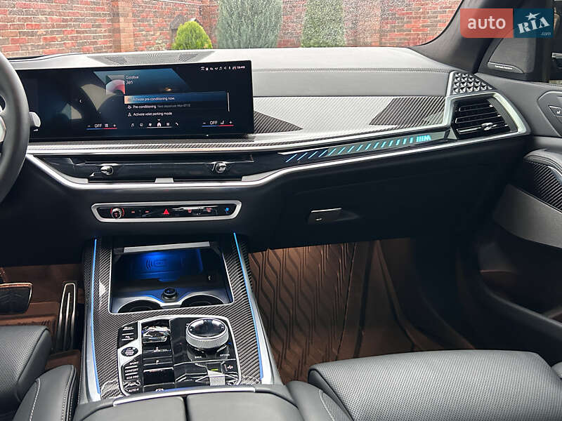 Внедорожник / Кроссовер BMW X7 2024 в Киеве