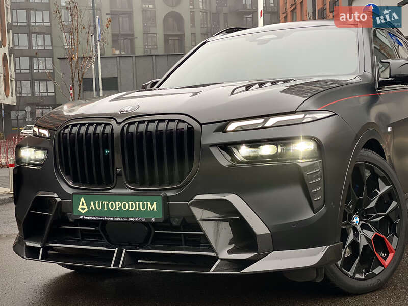 Внедорожник / Кроссовер BMW X7 2023 в Киеве