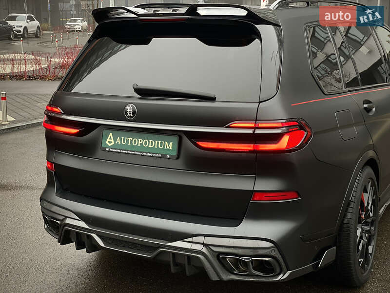 Внедорожник / Кроссовер BMW X7 2023 в Киеве