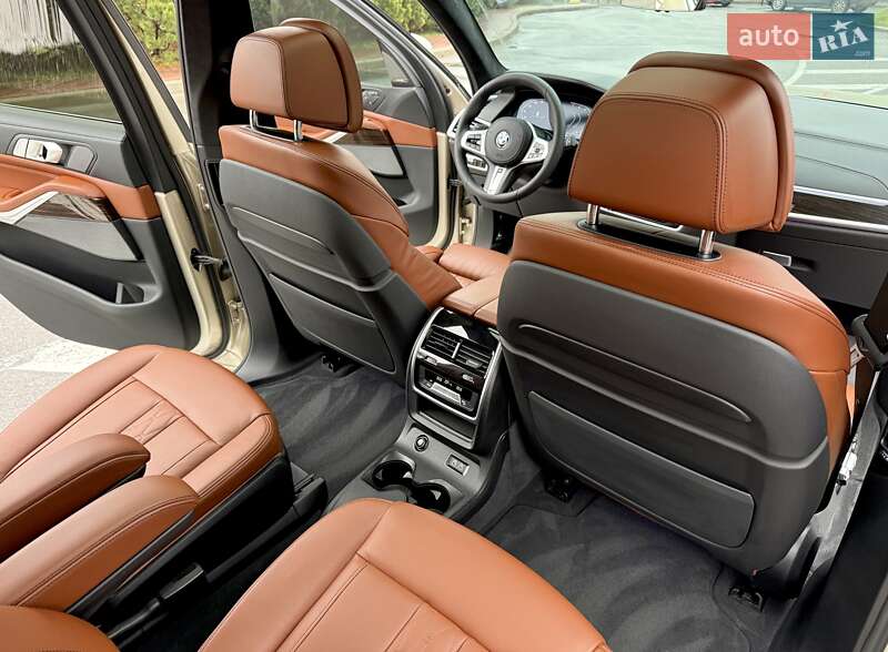 Позашляховик / Кросовер BMW X7 2019 в Києві