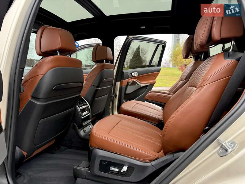 Позашляховик / Кросовер BMW X7 2019 в Києві