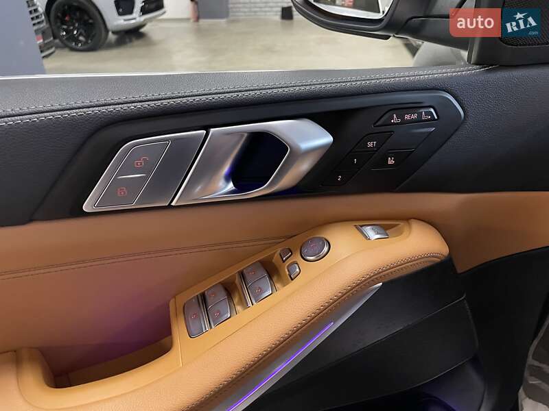 Внедорожник / Кроссовер BMW X7 2022 в Львове