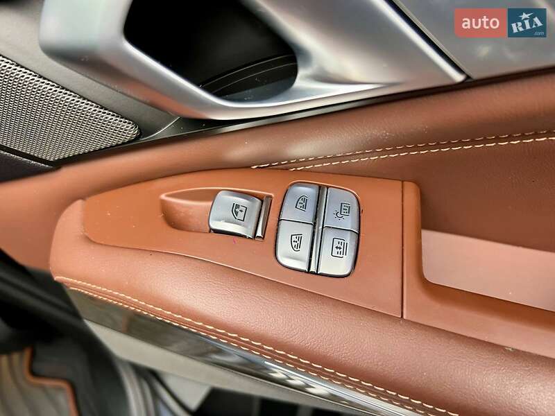 Внедорожник / Кроссовер BMW X7 2019 в Киеве