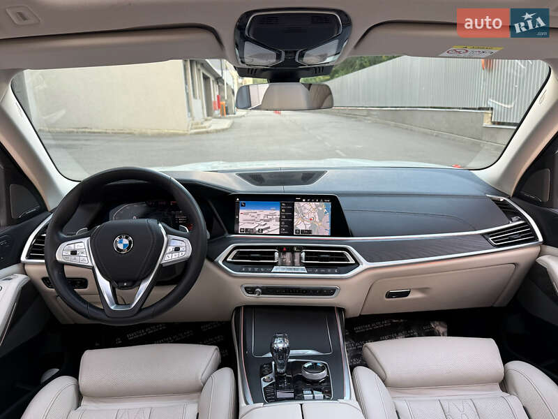 Позашляховик / Кросовер BMW X7 2020 в Києві