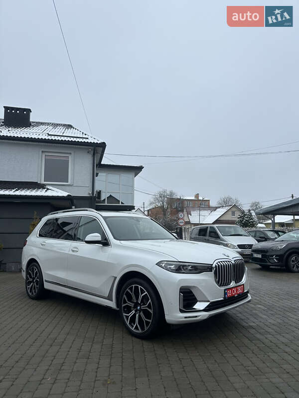 Внедорожник / Кроссовер BMW X7 2019 в Владимире