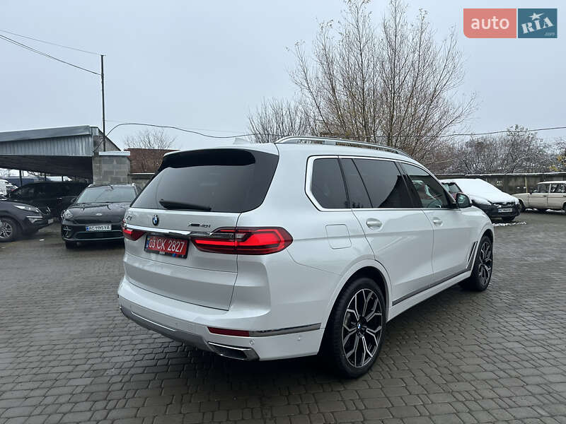 Внедорожник / Кроссовер BMW X7 2019 в Владимире