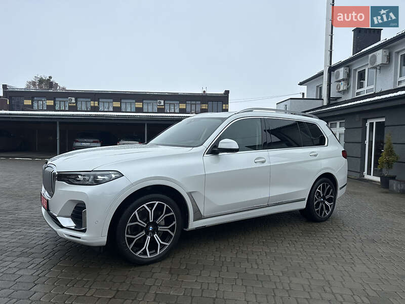 Внедорожник / Кроссовер BMW X7 2019 в Владимире
