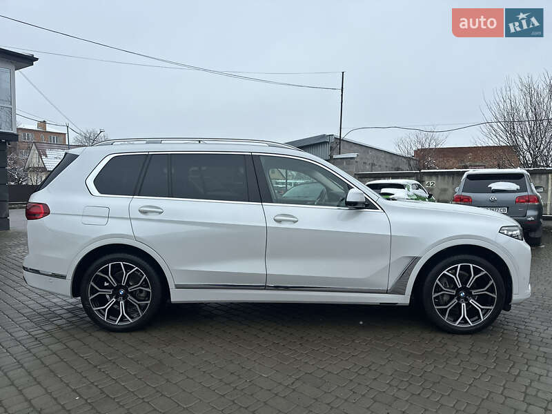 Внедорожник / Кроссовер BMW X7 2019 в Владимире